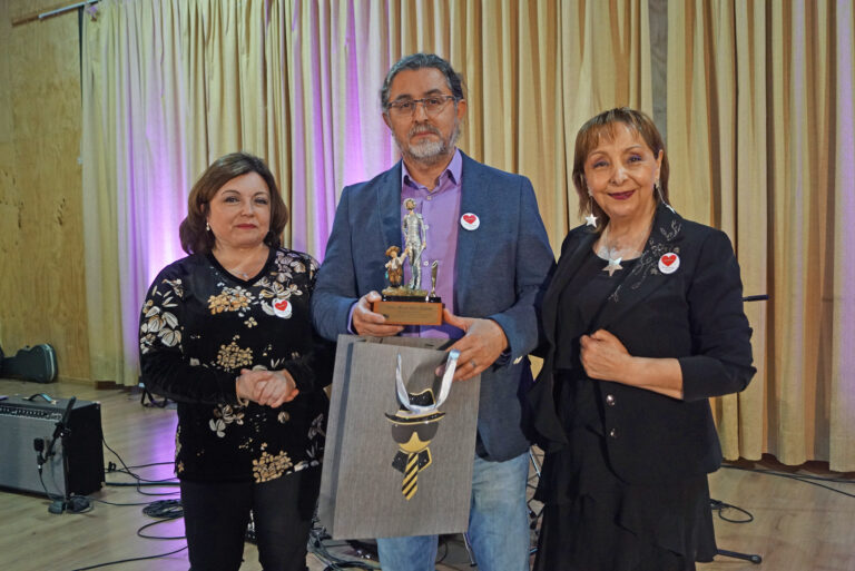 RECONOCIMIENTO POR 30 AÑOS DE SERVICIO
