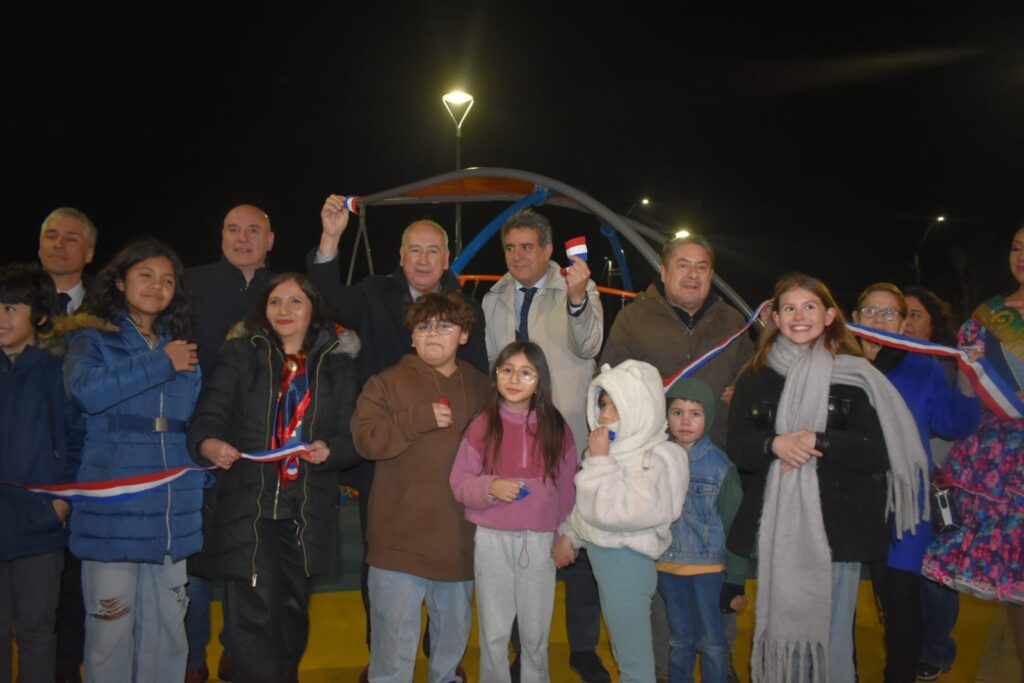 foto inauguración Plaza San Ramón